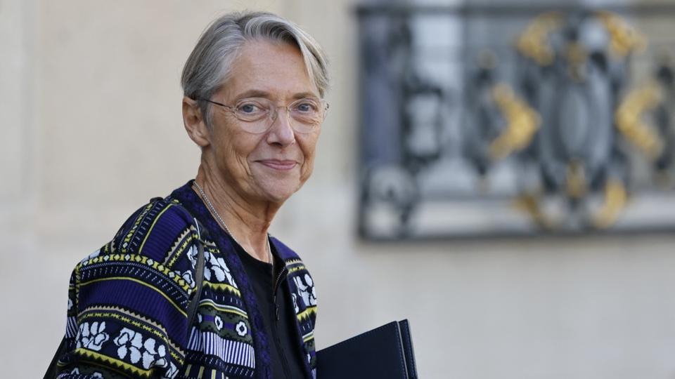 Réforme des retraites : Elisabeth Borne reçoit les groupes parlementaires