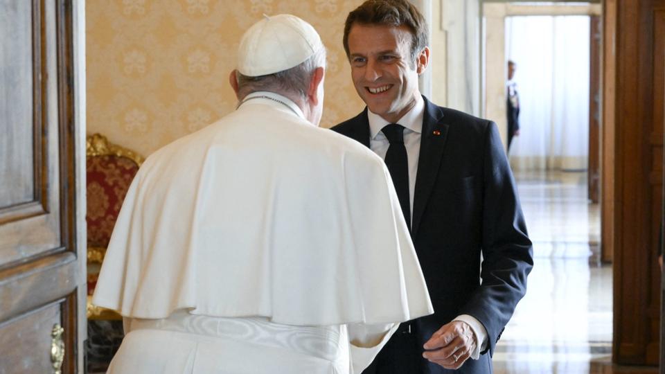 Emmanuel Macron s'est entretenu ce lundi avec le pape François