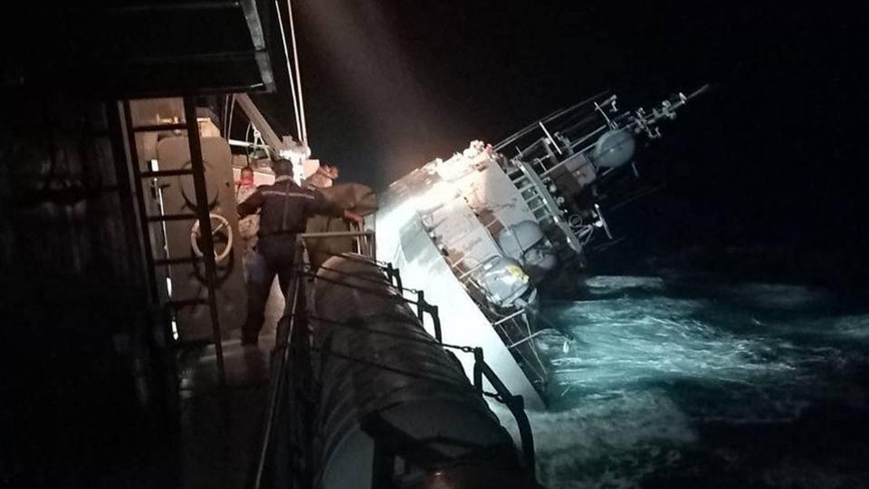 Thaïlande : un navire militaire chavire, 31 personnes portées disparues