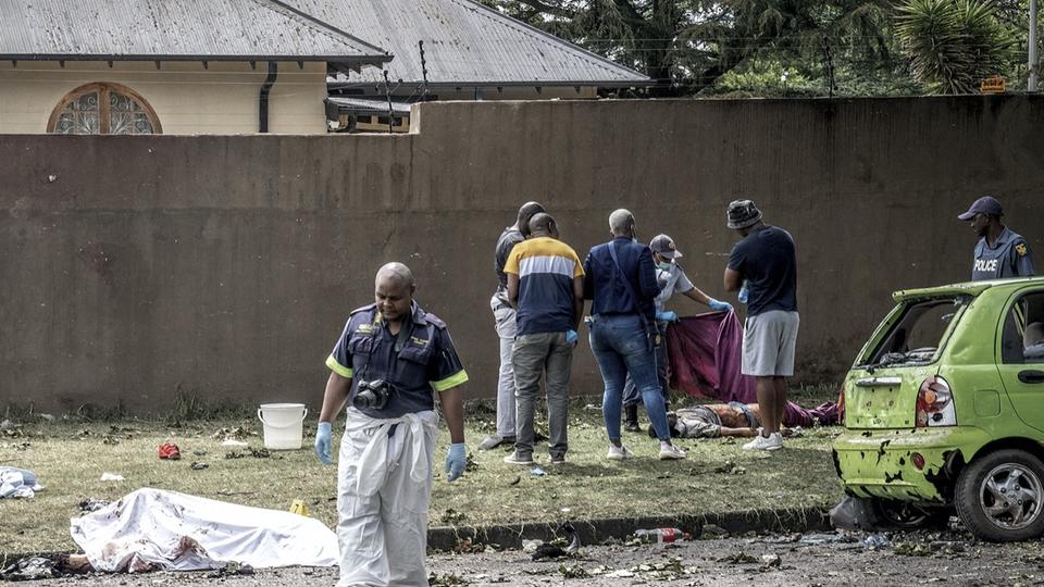 Afrique du Sud : 15 morts dans l'explosion d'un camion-citerne