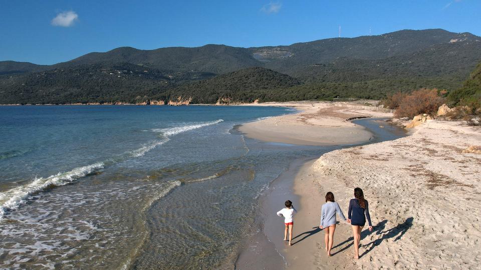 Voici les 10 plages où la mer est la plus chaude en France au mois de septembre