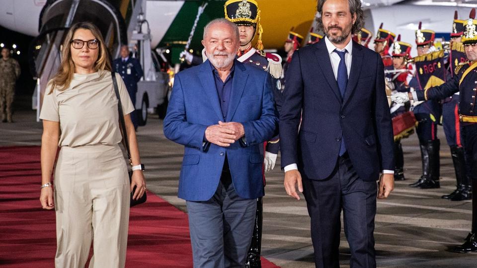 Brésil : Lula entame ses premiers déplacements internationaux depuis son investiture