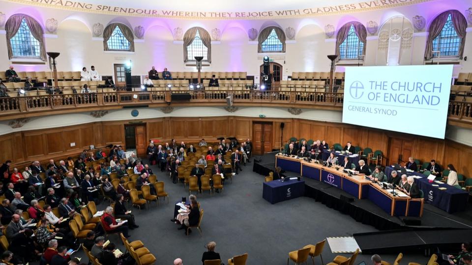 L'Église d'Angleterre vote en faveur d'une bénédiction des couples homosexuels