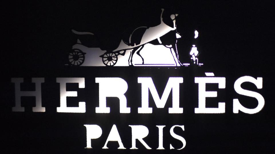 Hermès annonce une prime exceptionnelle de 4.000 euros pour ses salariés