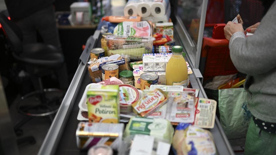 Inflation : voici les 3 catégories de produits qu'une majorité de Français ne peut plus se payer au supermarché