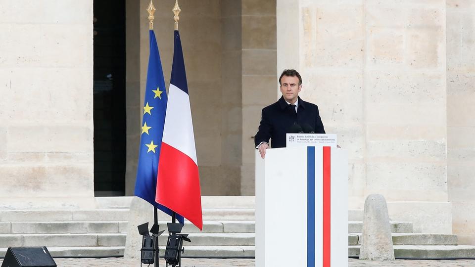 Hommage aux victimes du terrorisme : ce qu'il faut retenir du discours d'Emmanuel Macron aux Invalides