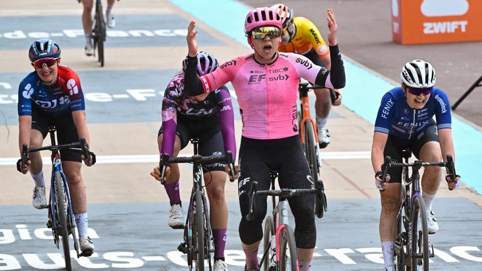 Paris-Roubaix Femmes : la Canadienne Alison Jackson remporte la troisième édition