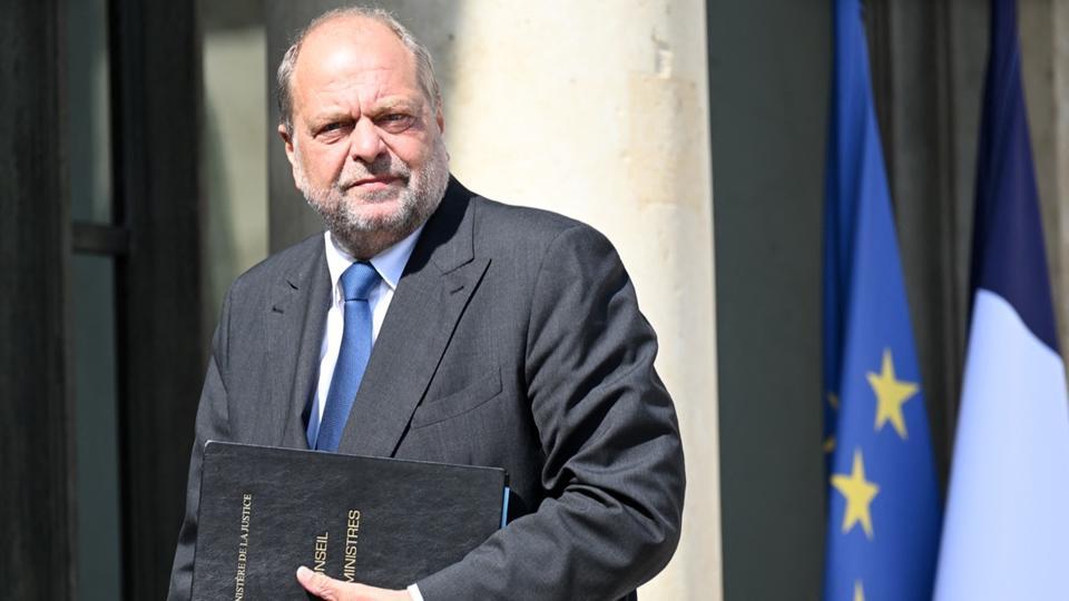 Éric Dupond-Moretti : le garde des Sceaux va-t-il être renvoyé en procès ce vendredi pour prise illégale d'intérêts ?
