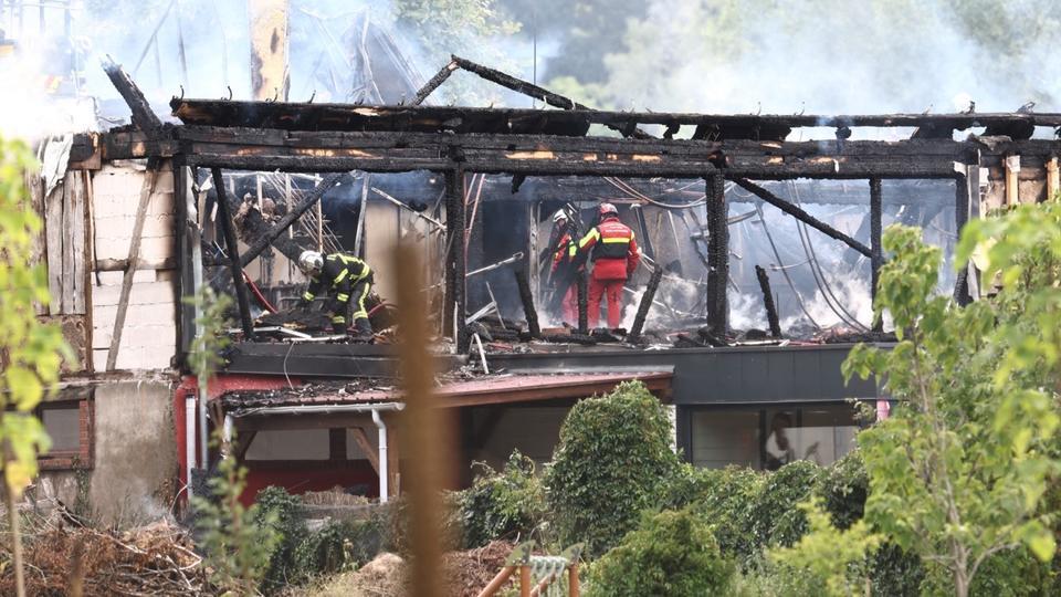 Incendie en Alsace : le gîte n'était pas aux normes, l'enquête «avance» assure la ministre Fadila Khattabi