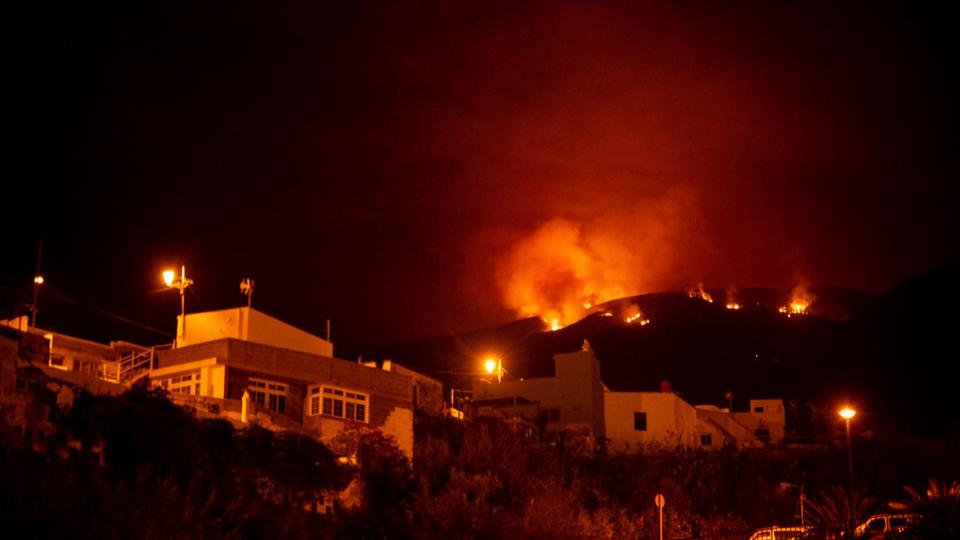 Espagne : 26.000 personnes contraintes de fuir les incendies à Tenerife