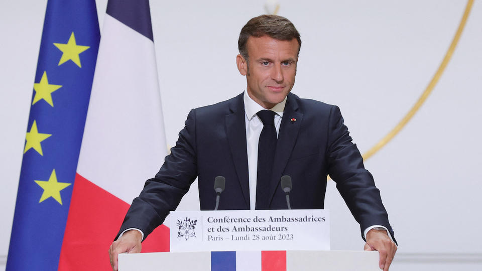 Conférence des ambassadeurs : Emmanuel Macron s'inquiète d'un «risque d'affaiblissement» de l'Europe et de l'Occident