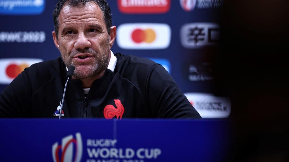 Rugby : l'élimination du XV de France «a été brutale» confie Laurent Labit, ex-entraîneur de l'attaque des Bleus