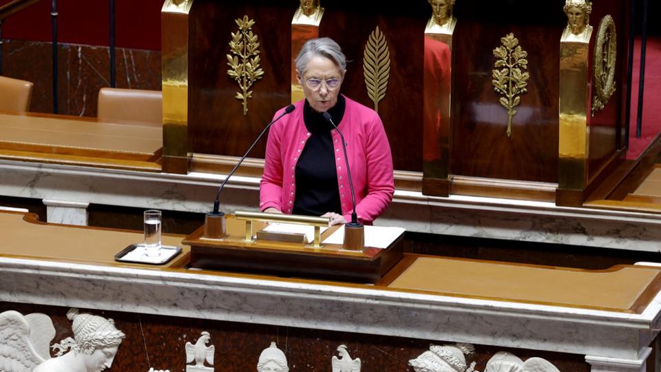 Budget de la Sécurité sociale : Elisabeth Borne dégaine un nouveau 49.3 après le rejet de motions de censure