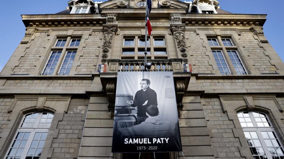 Assassinat de Samuel Paty : les juges antiterroristes ont clôturé leurs investigations