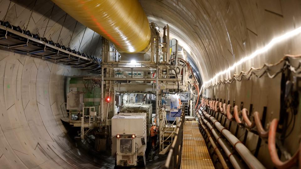 Grand Paris Express : près de 7 ans après le début des travaux, le tunnel de la ligne 15 est terminé