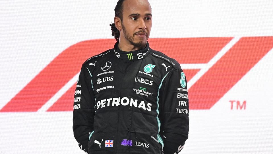 F1 : Lewis Hamilton met fin aux rumeurs sur sa prétendue retraite