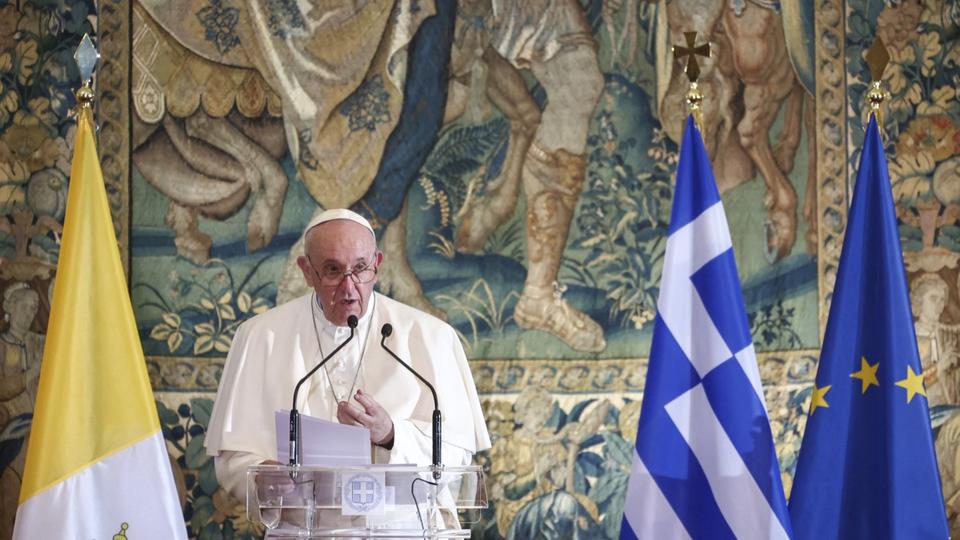 Tournée pontificale : Le pape François appelle à plus d'humanité envers les migrants