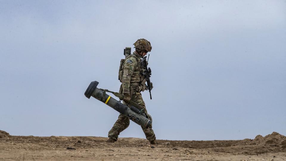 Guerre en Ukraine : Qu'est-ce que le missile Javelin, symbole de la résistance ukrainienne ?