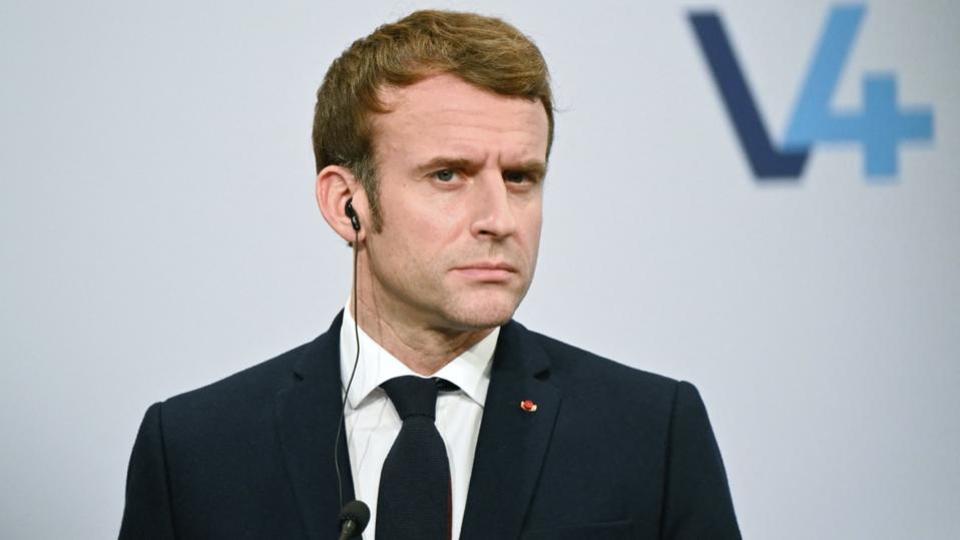 Sondage : 36% des Français estiment que le pays est moins sûr depuis le quinquennat d'Emmanuel Macron