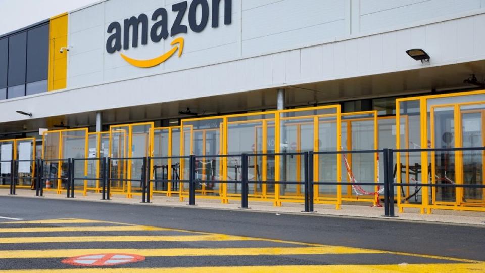 Essonne : Amazon visé par une enquête après un accident du travail dans un entrepôt