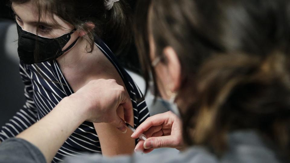 Coronavirus : six enfants ont reçu une surdose de vaccin dans un centre de vaccination du Mans