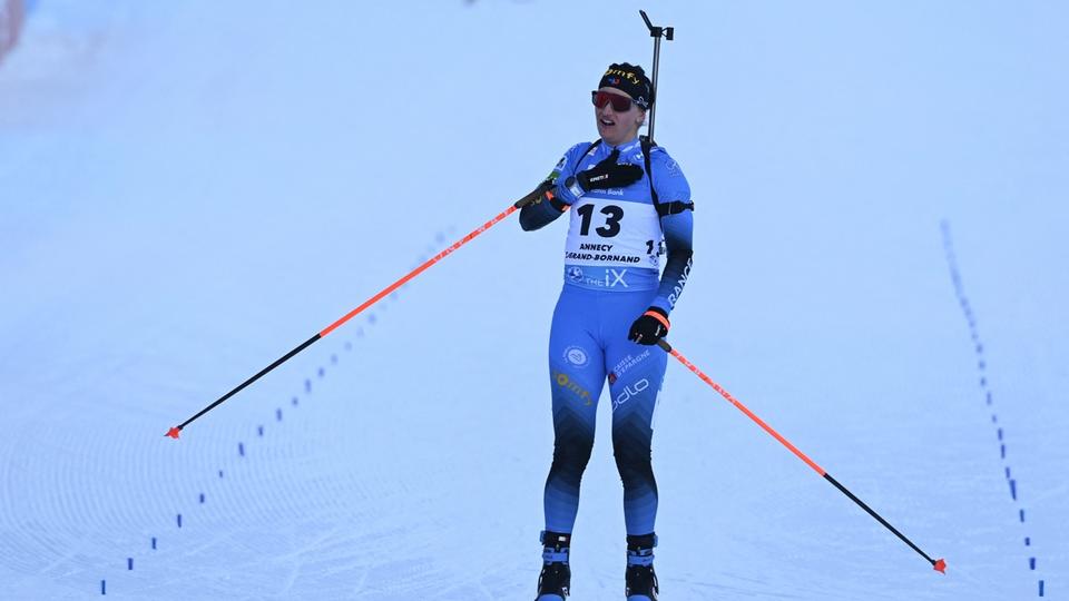 Biathlon : Julia Simon décroche la 2e place de la poursuite du Grand-Bornand