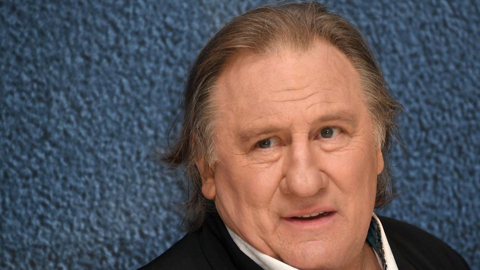 Gérard Depardieu : l'actrice qui l'accuse de viol prend la parole pour la première fois