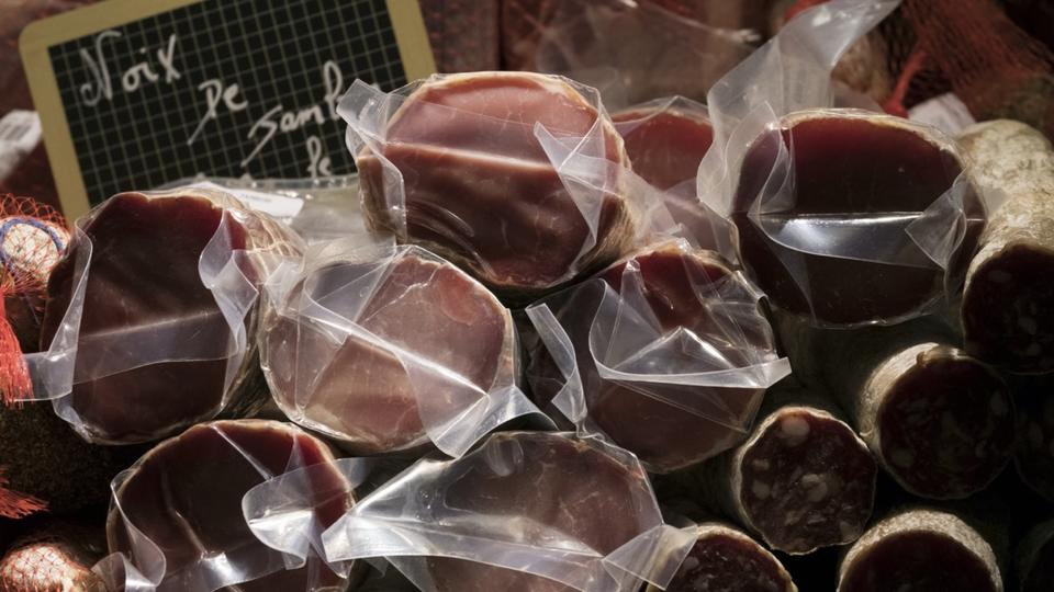 Suspicions de salmonelles : rappel de jambon cru fumé d'Alsace