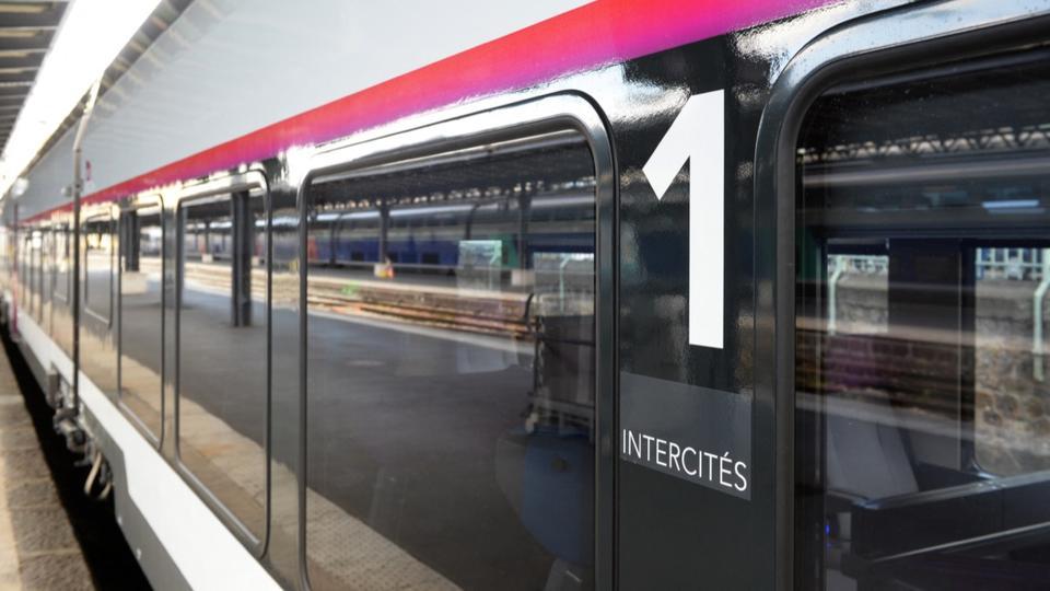 Transports : Clément Beaune dévoile les contours du «Pass Rail» attendu en France dès l'été prochain
