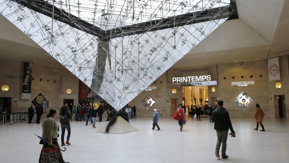 Paris : une exceptionnelle collecte de sang au Carrousel du Louvre