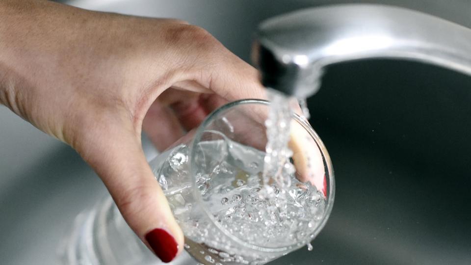 Communes : pourquoi le prix de l'eau va-t-il lui aussi augmenter ?