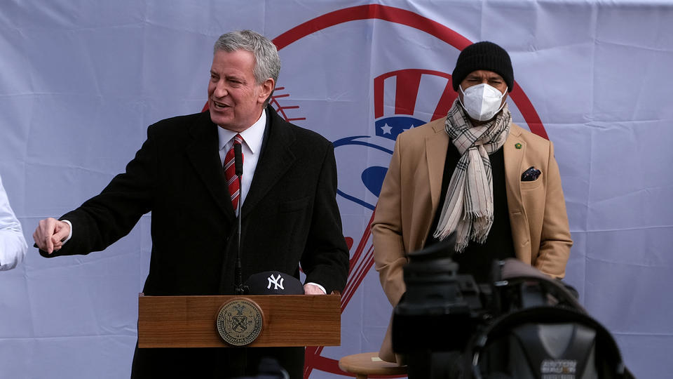 Coronavirus : le maire de New York offre 100 dollars à ceux qui font leur dose de rappel