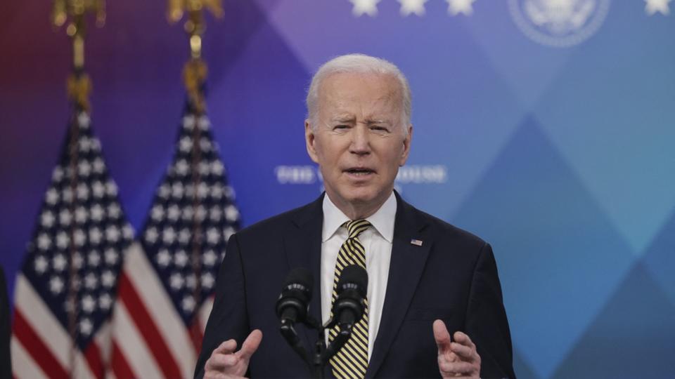 DIRECT - Guerre en Ukraine : Joe Biden confirme l'envoi d'un milliard de dollars d'aide militaire pour soutenir l'armée ukrainienne