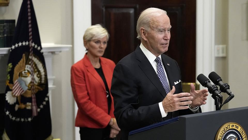 Guerre en Ukraine : Joe Biden menace de taxer les «profits de guerre» des géants pétroliers