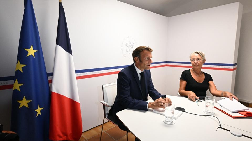 Emmanuel Macron et Elisabeth Borne vont dîner ensemble pour préparer la rentrée