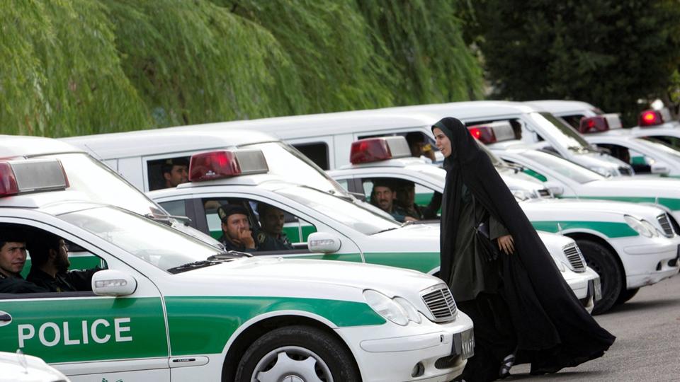Iran : la police des moeurs abolie après trois mois de manifestations