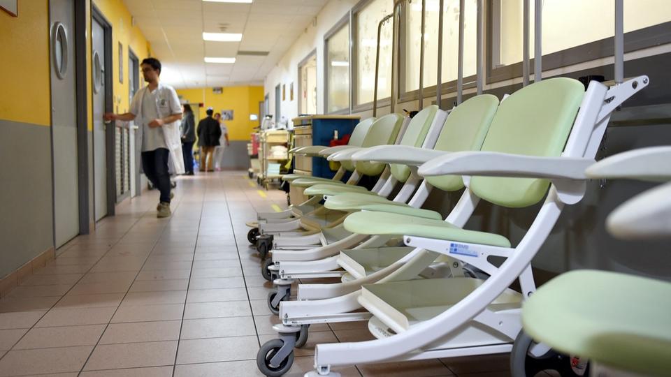 Indre-et-Loire : une femme meurt d'une crise cardiaque après avoir été refusée aux urgences