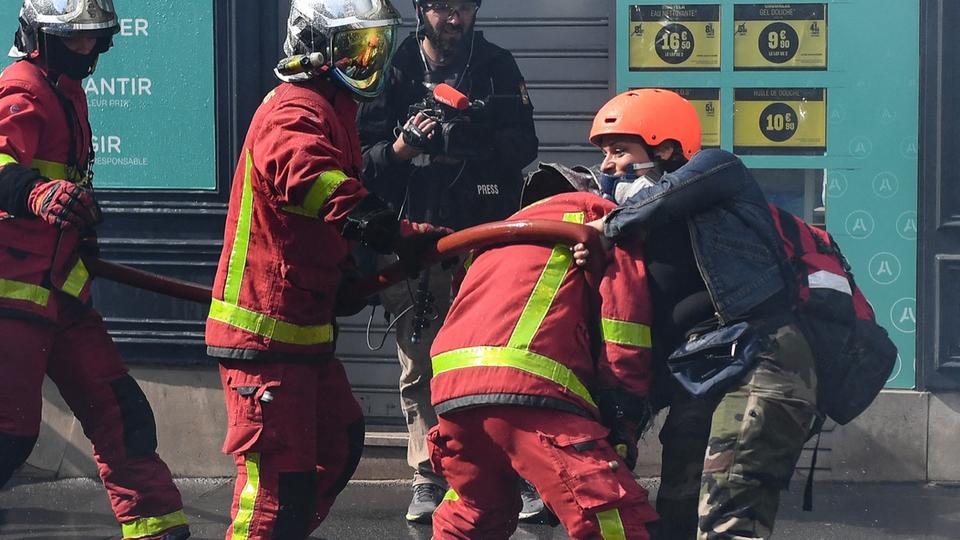 1er-Mai : ce que l'on sait de la femme suspectée d'avoir agressé un pompier à Paris
