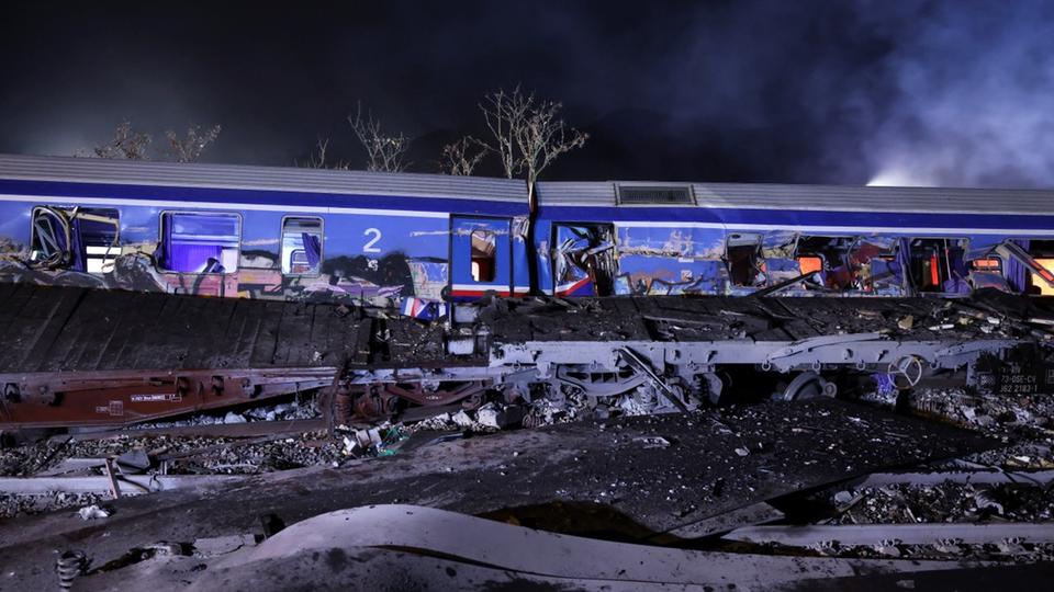 Grèce : 32 morts et 85 blessés dans un accident entre deux trains