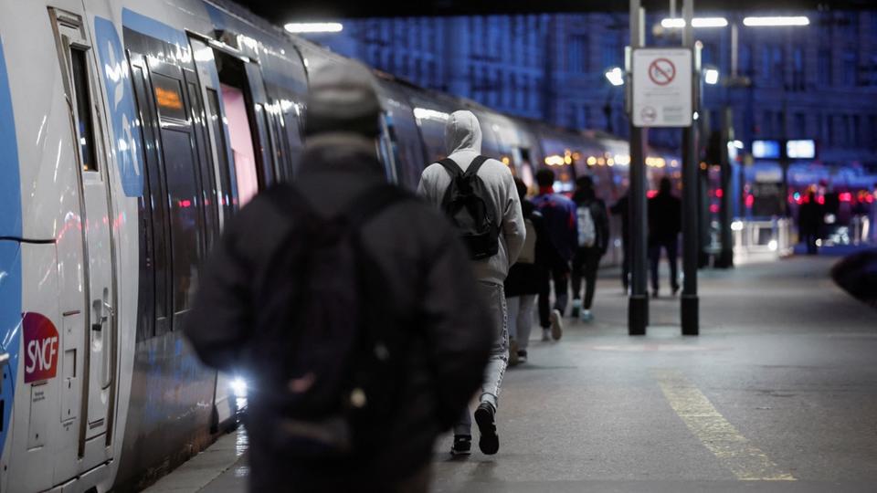 Grève contre la réforme des retraites : 2 TGV sur 3 et 1 TER sur 2 vendredi, le trafic s'améliore en Ile-de-France