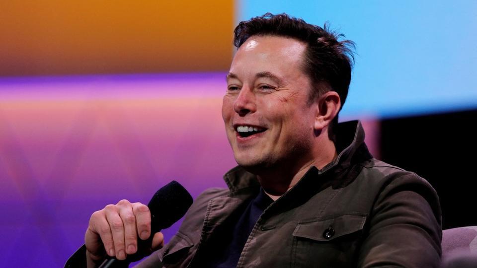 Réforme des retraites : Elon Musk prend parti et s'attire les foudres des internautes