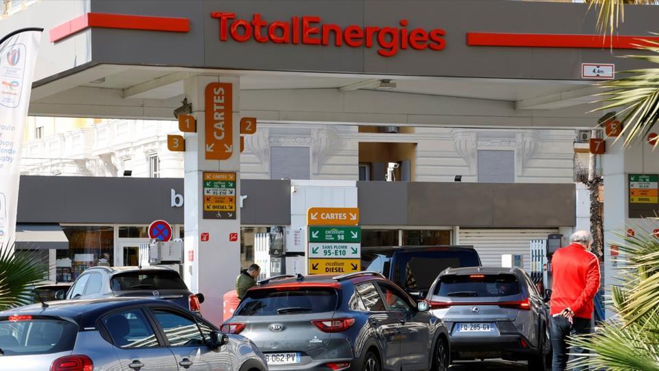 Carburants : TotalEnergies élargit le blocage des prix à 1,99 euro par litre