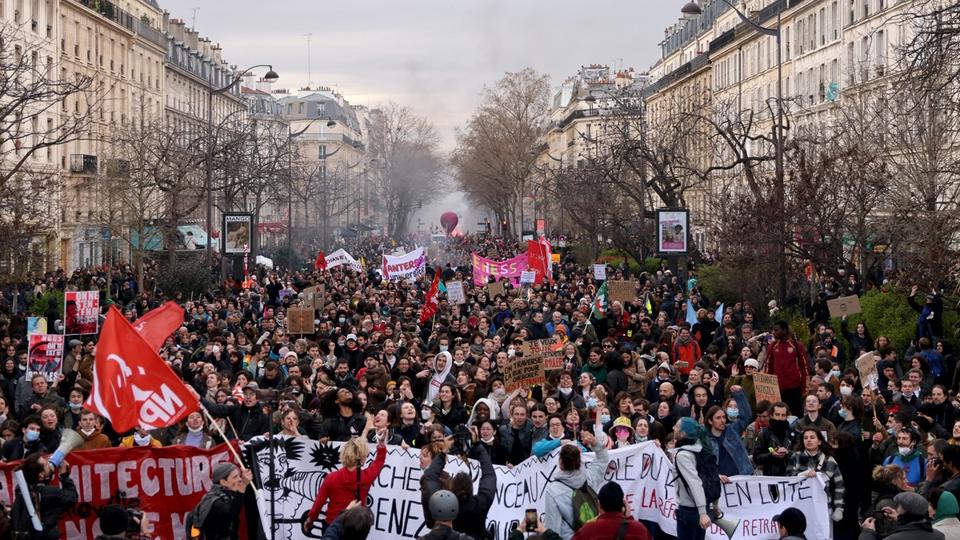 Réforme des retraites : deuxième plus grosse journée de mobilisation à Paris, le mouvement en repli ailleurs en France