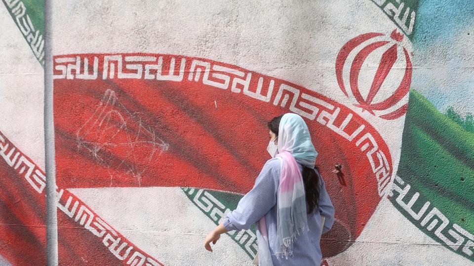 Iran: la police déterminée à sévir contre les femmes non voilées