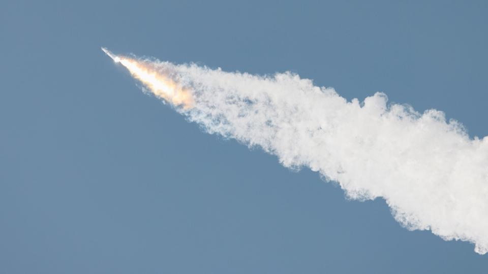 Starship : la fusée de SpaceX explose lors de son premier vol test