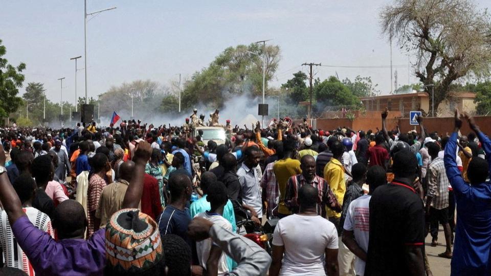 Putsch au Niger : Paris demande à Niamey une sécurité totale pour son ambassade