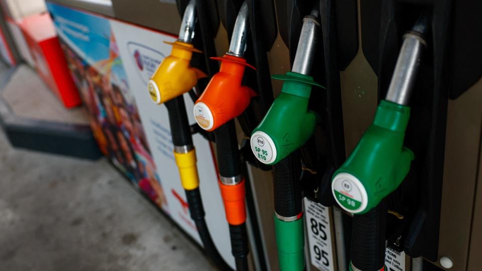Prix du carburant : les distributeurs refusent de vendre à perte