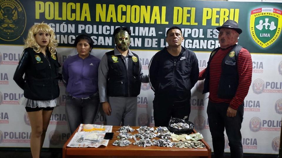 Pérou : des policiers se déguisent en super-héros Marvel pour arrêter des trafiquants de drogue