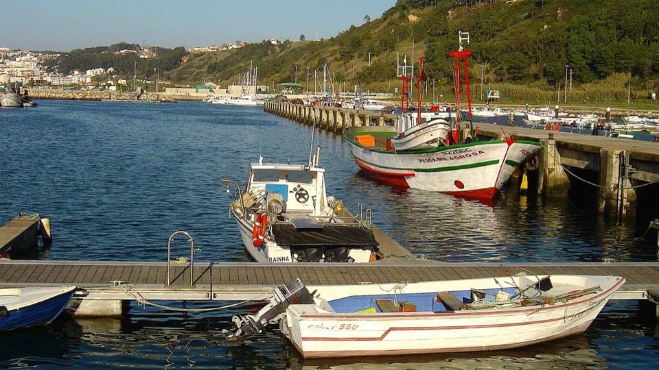 Portugal : le corps d'un Français retrouvé flottant dans le port de Nazaré