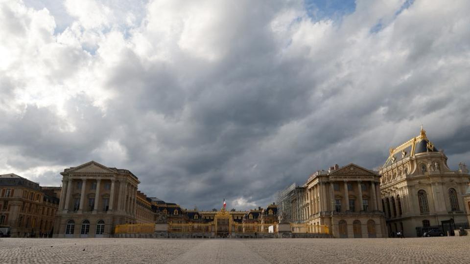 Alerte à la bombe : le château de Versailles évacué pour la sixième fois en une semaine